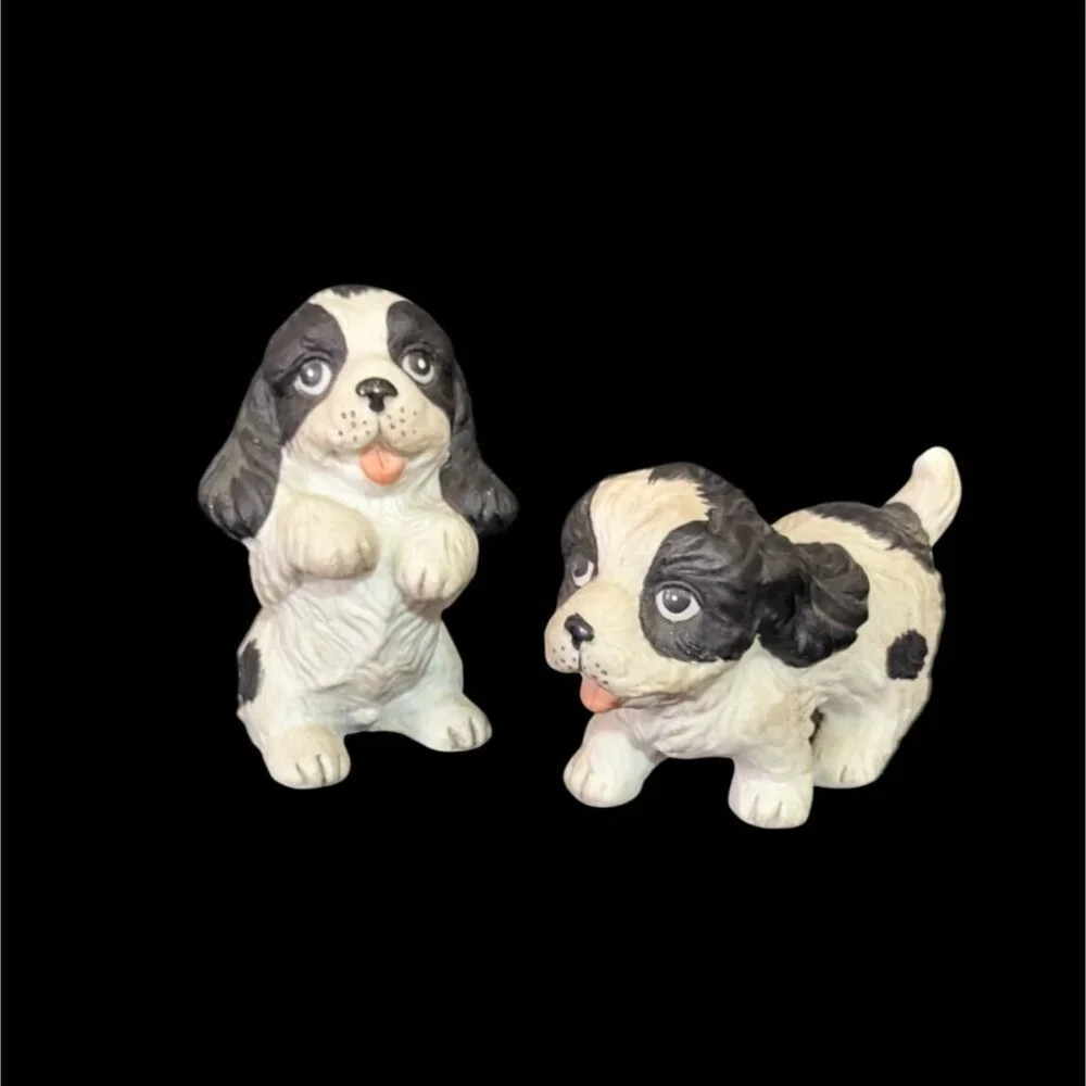 Vintage Japan Set Of 2 Ceramic Spaniel‎ Puppy Figurines With Playful Expressions
